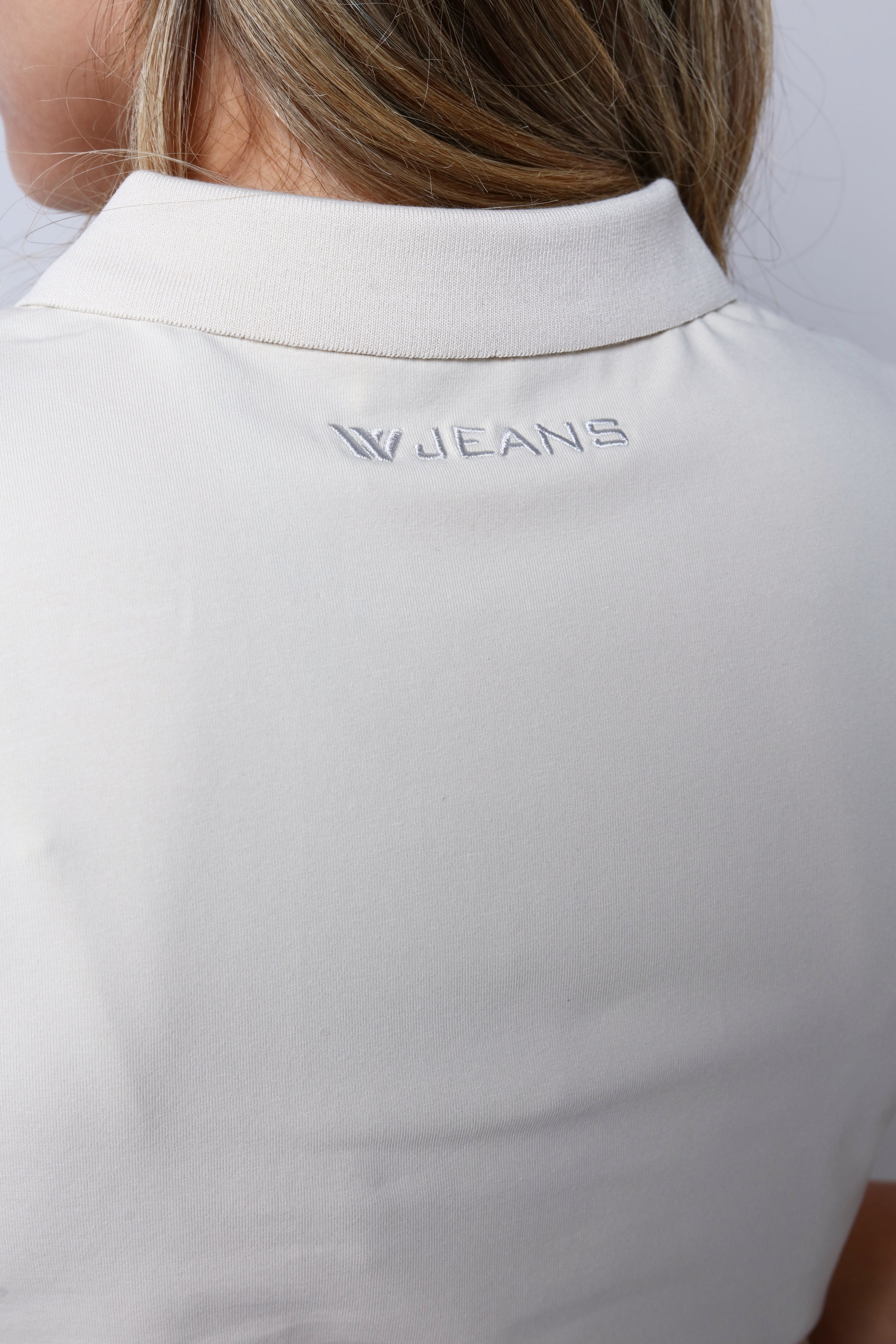 חולצת צווארון W JEANS בצבע בז' לנשים