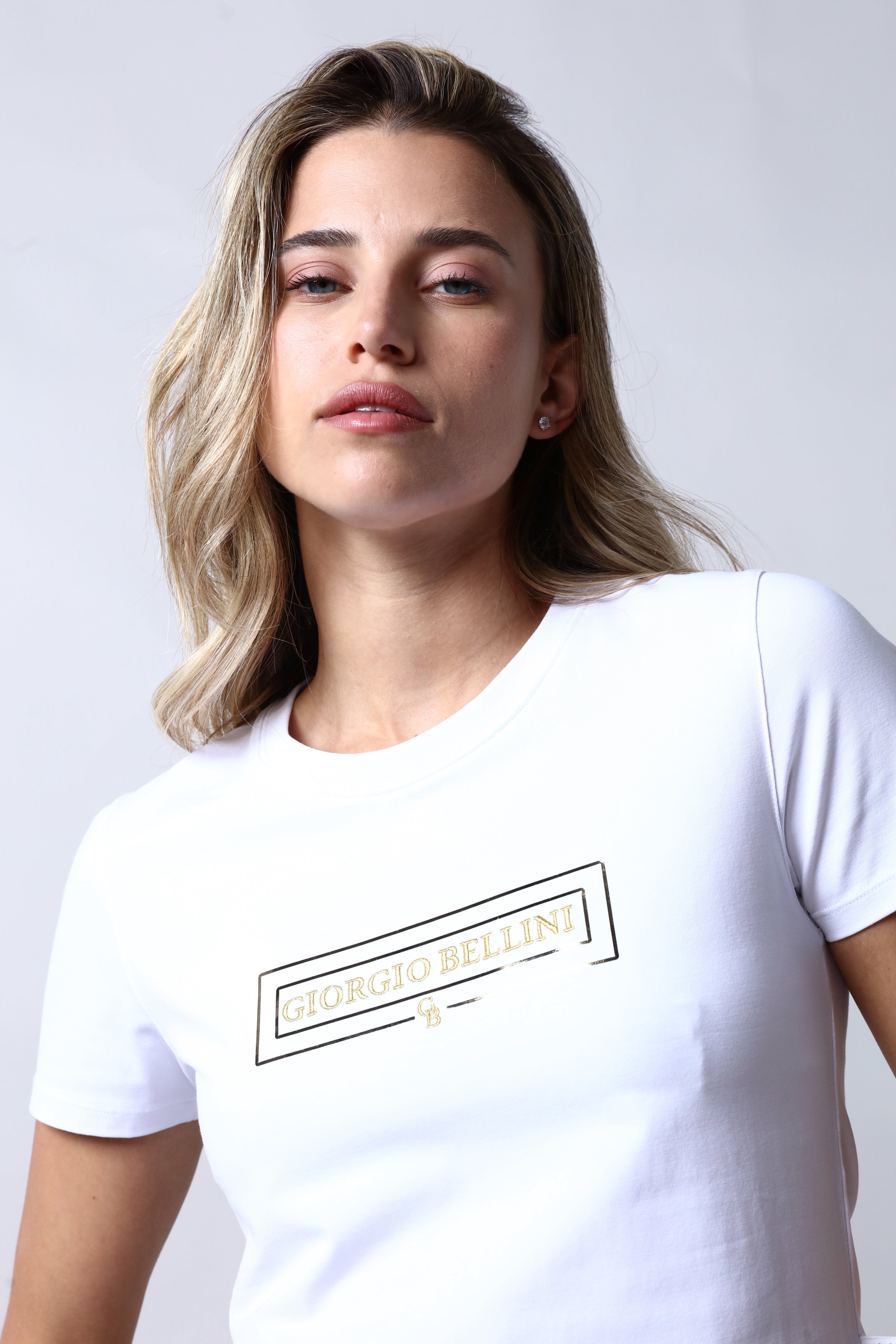 חולצת טי שירט GIORGIO BELLINI בצבע לבן לנשים