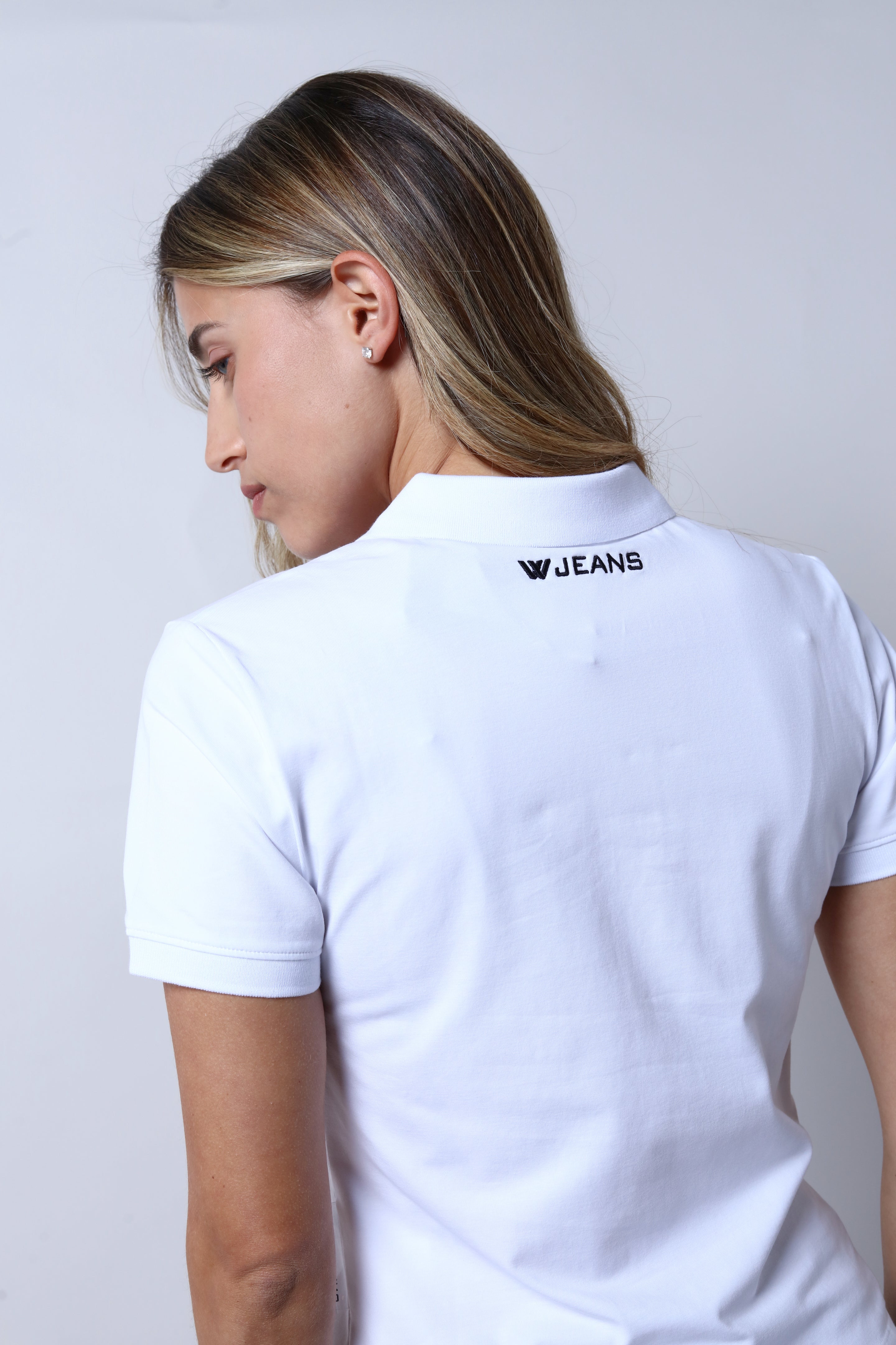 חולצת צווארון W JEANS בצבע לבן לנשים