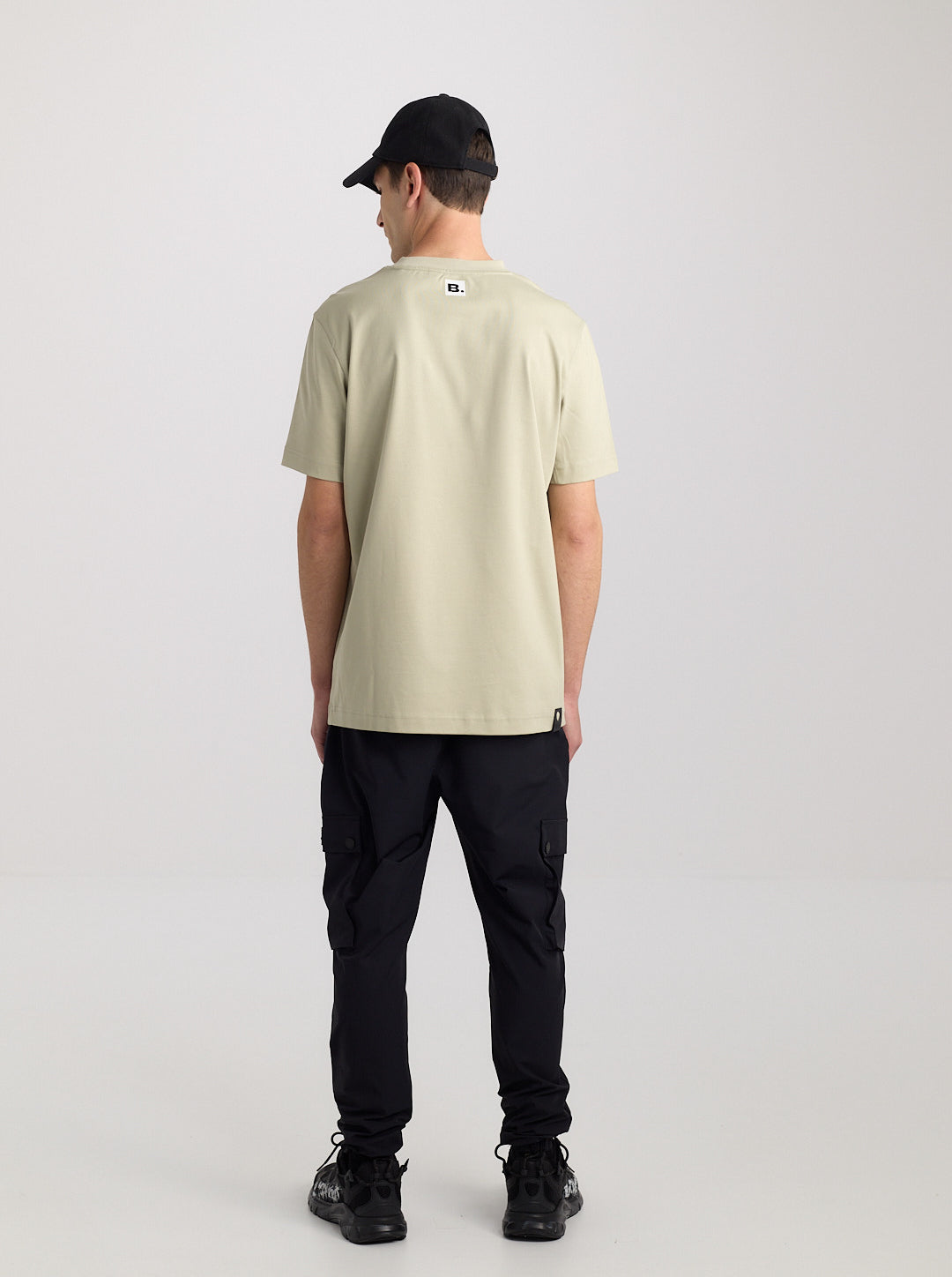 T-SHIRT Modern Sophistication