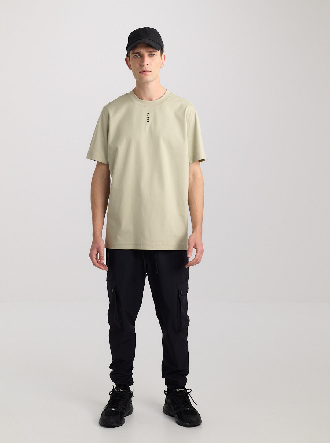 T-SHIRT Modern Sophistication