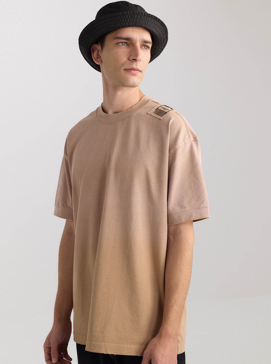 T-SHIRT Artisan Detail