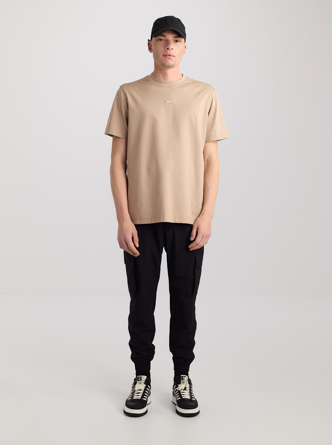 T-SHIRT Elevated Essentials