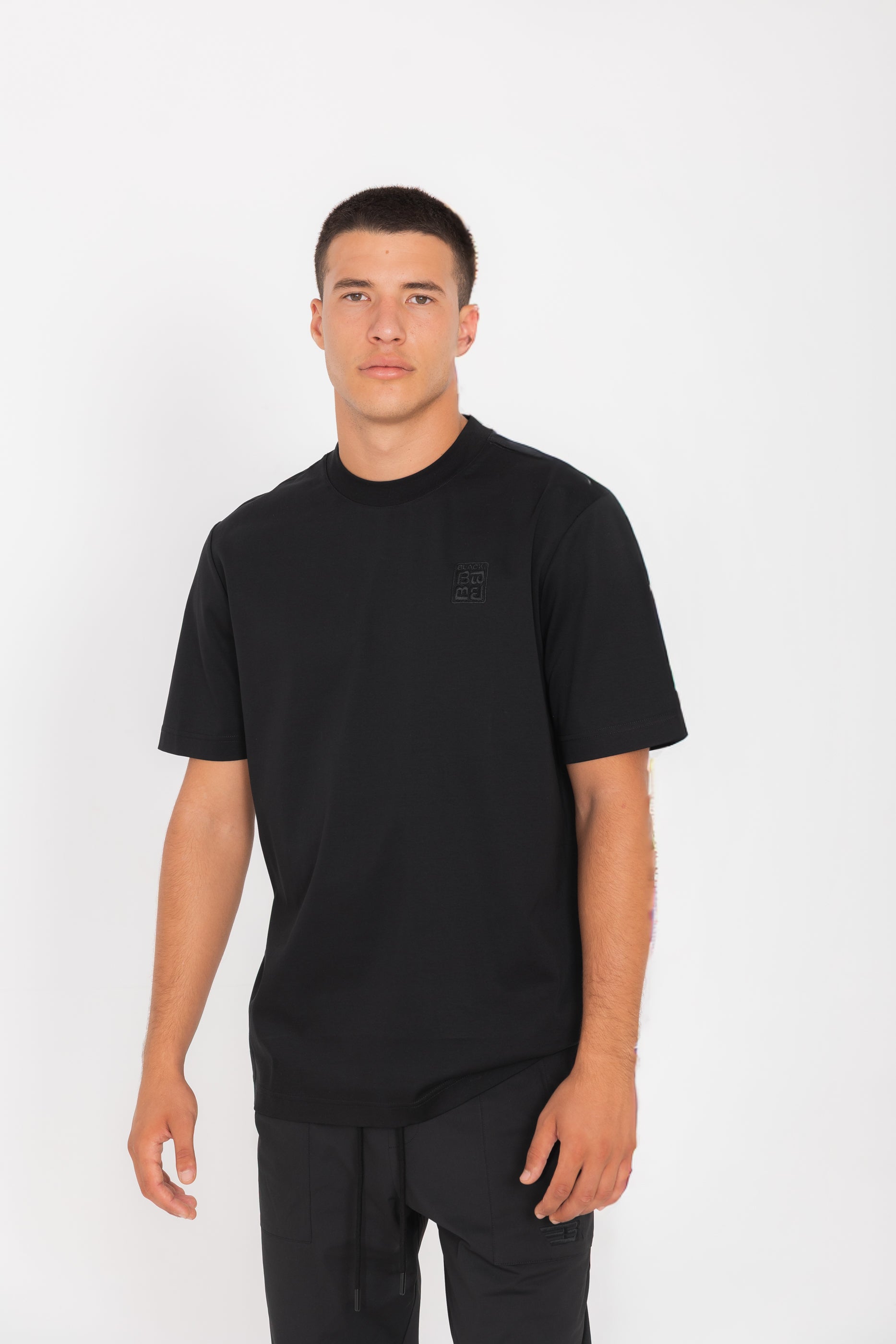 T-SHIRT BD Vertical Line