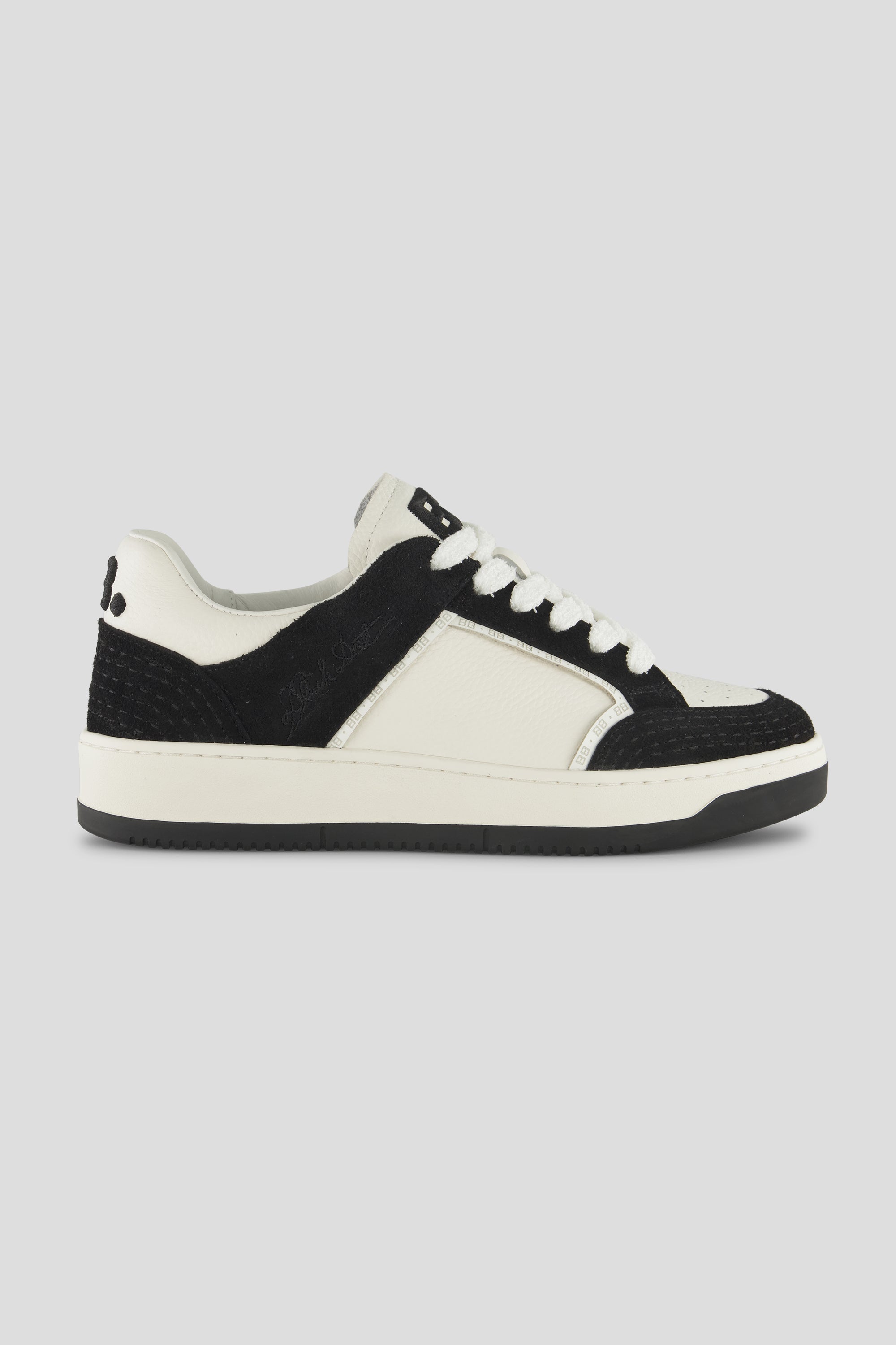 SNEAKERS BD clean urban style