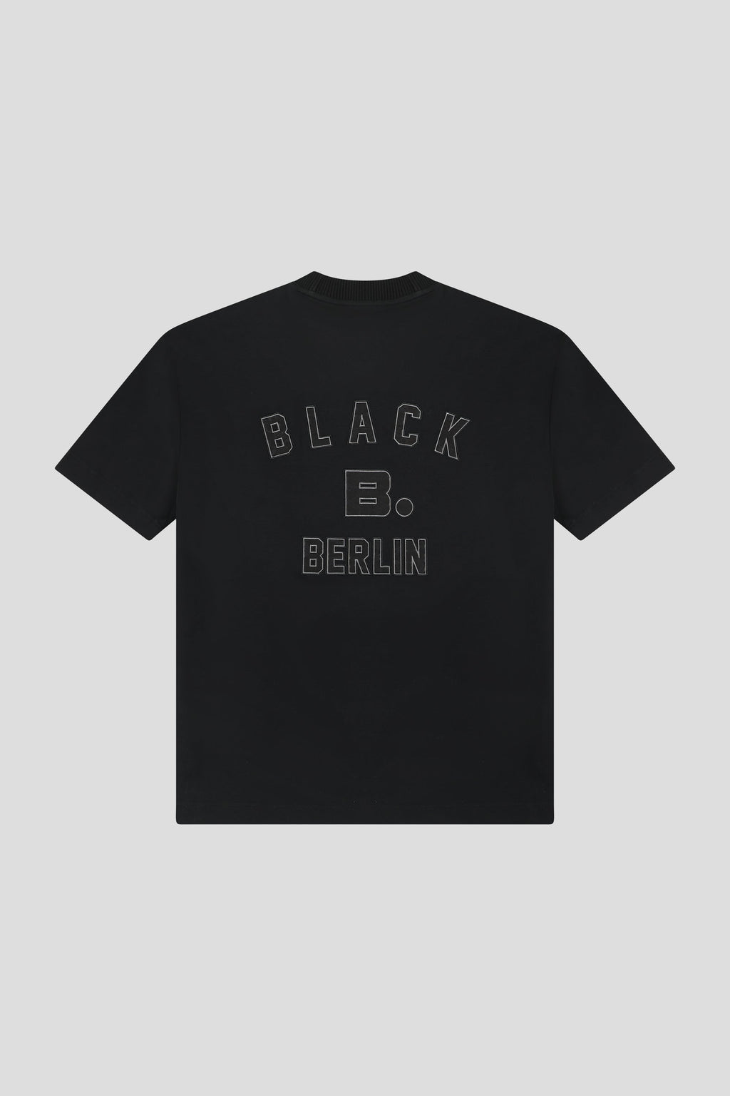 טישרט BLACK DOT - הדפס גב