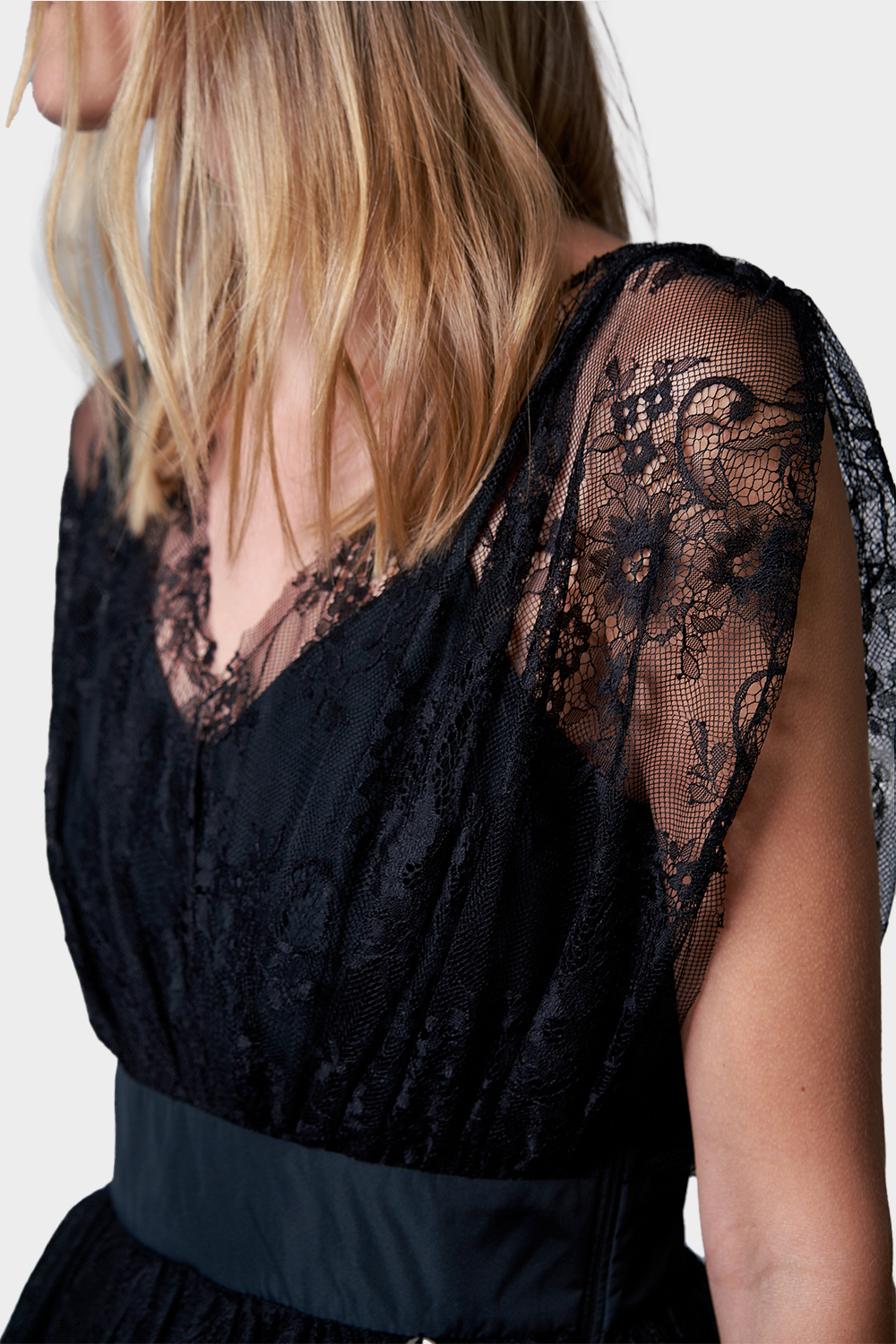 שמלה קצרה לנשים תחרה פרחונית LIU JO Vendome online | ונדום .