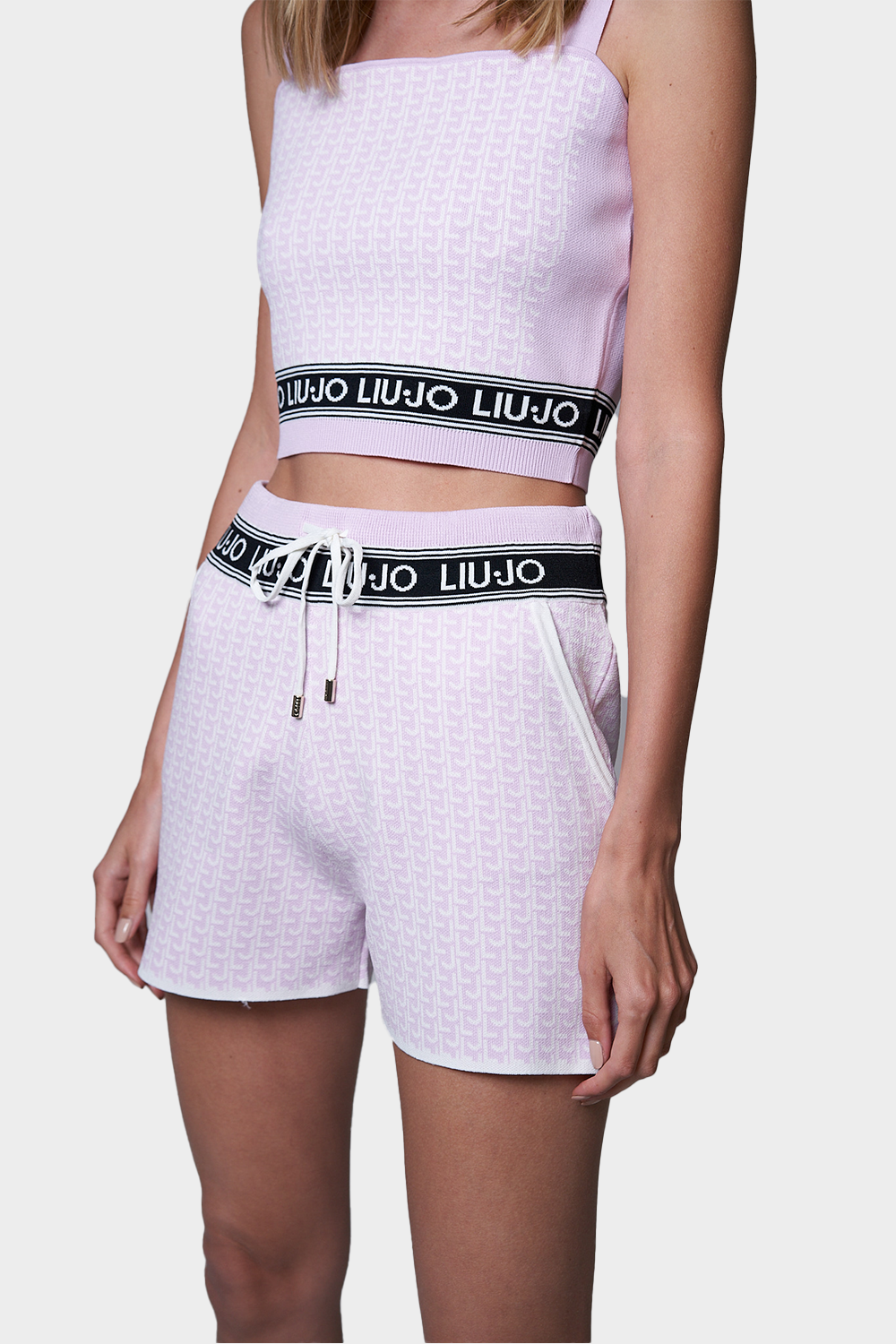 חולצת טופ לנשים לוגו  מונוגרמה LIU JO Vendome online | ונדום .
