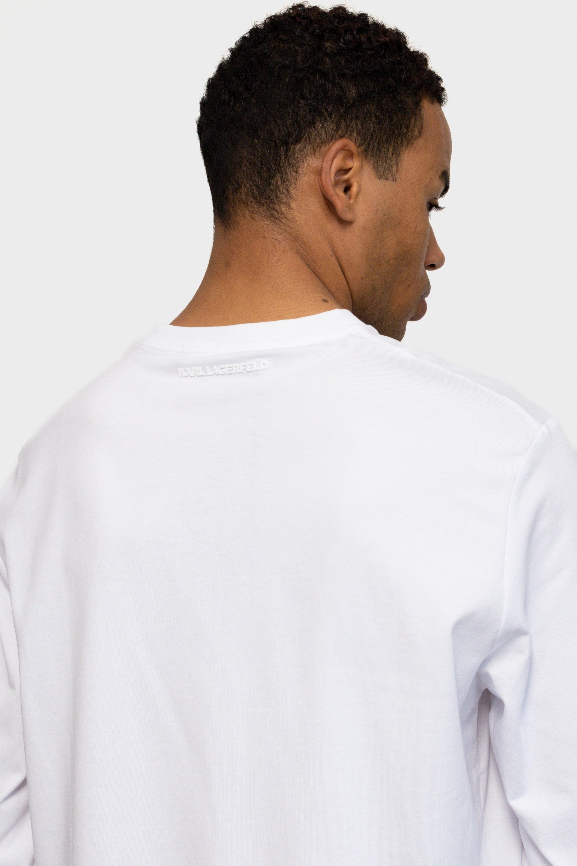 חולצת טי שירט לגברים בצבע לבן KARL LAGERFELD Vendome online | ונדום .