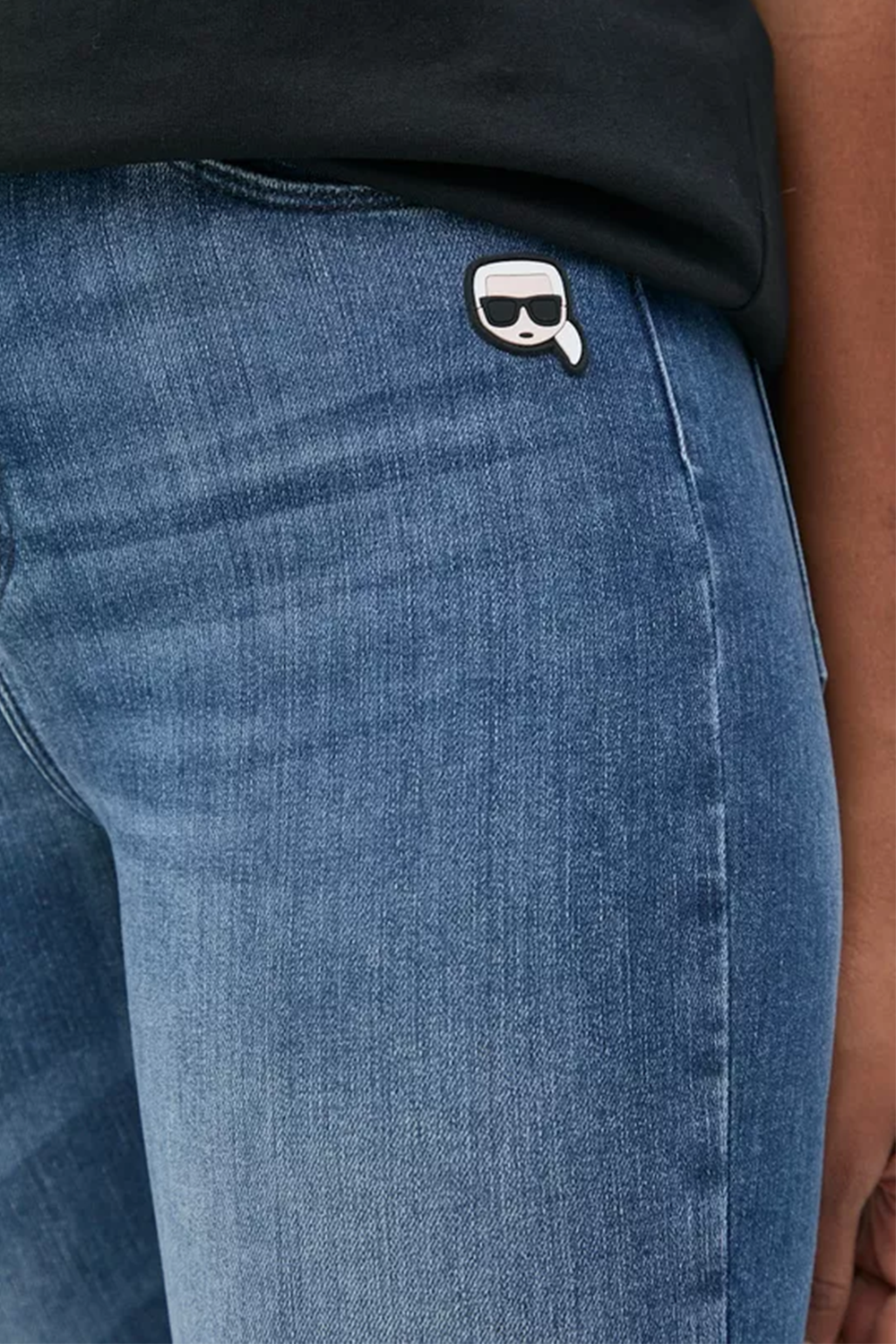 מכנסי גינס לנשים בצבע כחול KARL LAGERFELD Vendome online | ונדום .