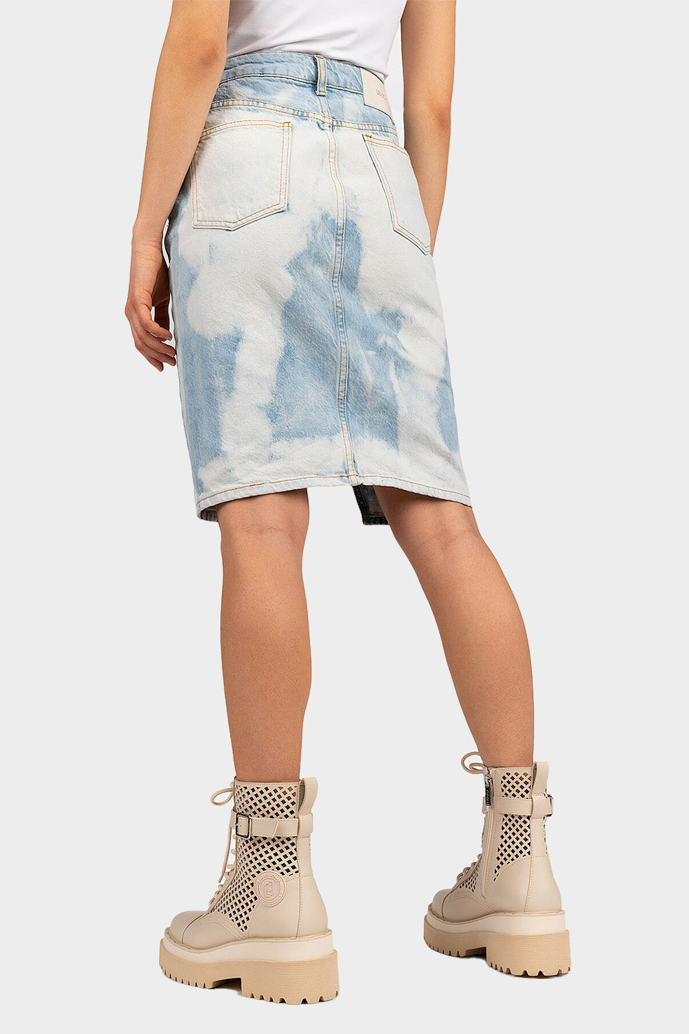 חצאית ג'ינס לנשים כפתורים ושסע LIU JO Vendome online | ונדום .